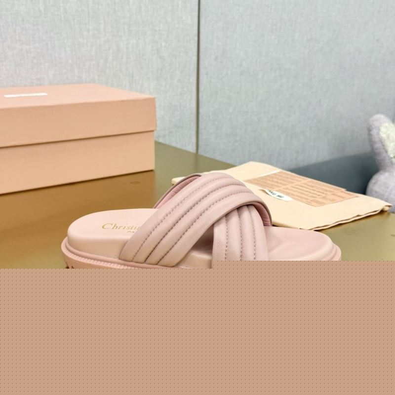 ch**an D*or slippers